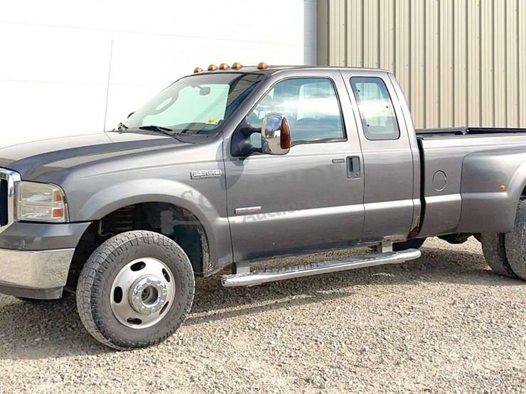 2006-ford-f350-image-2