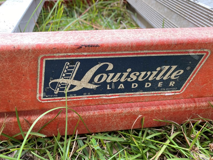 #58-•-#166-•-8-foot-fiberglass-a-frame-ladder-image-4