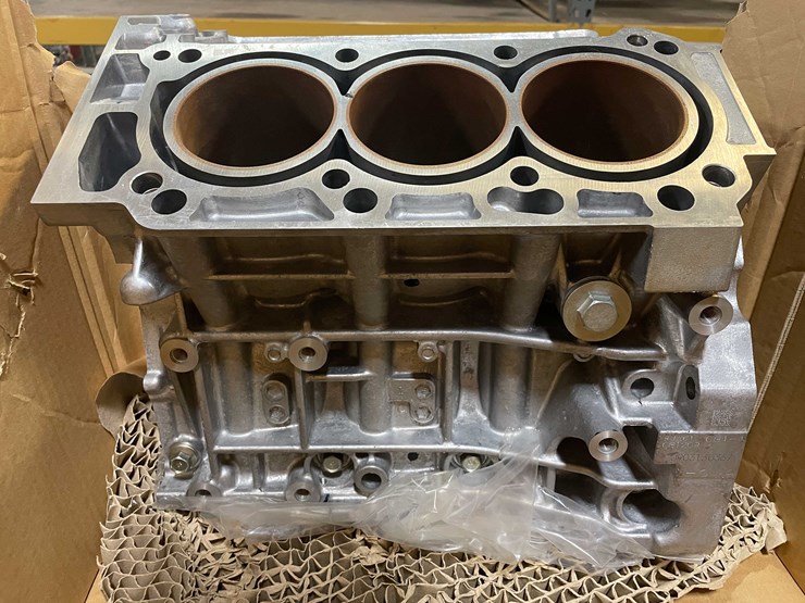 #8604-•-acura-tl-engine-block-(pr7)-image-11