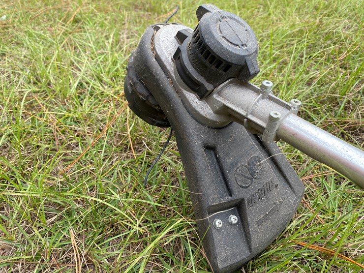 #69-•-#177-•-echo-58-v-electric-string-trimmer-with-charger-and-two-batteries.-image-5