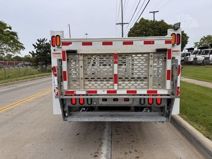 2019-chevrolet-3500hd-image-6