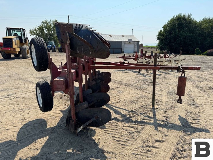 watts-5-bottom-plow-image-5