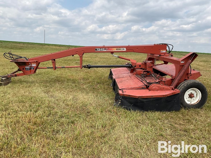 hesston-1340-image-8