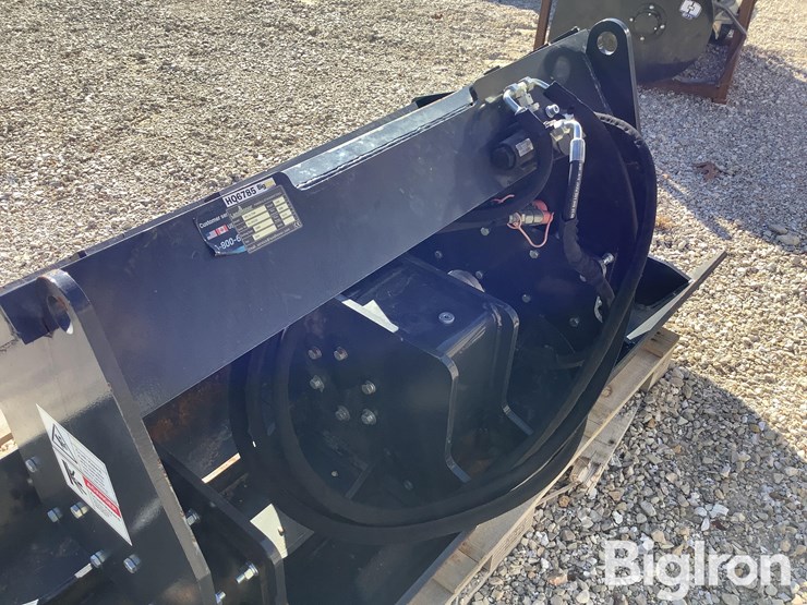 2024-landhonor-vpc-11-72w-skid-steer-plate-compactor-image-13