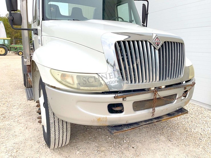 2003-international-durastar-4400-image-9