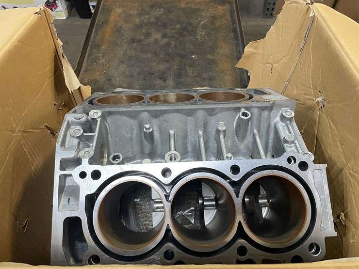 #8604-•-acura-tl-engine-block-(pr7)-image-5