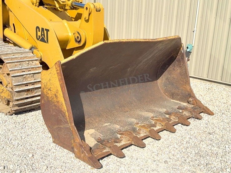 caterpillar-953b-image-10
