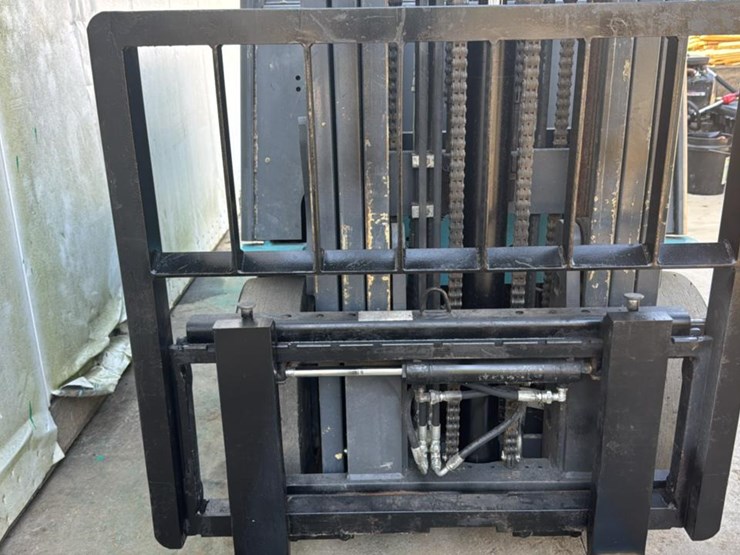 #1351-•-2018-baoli-kbg25c-forklift-image-12