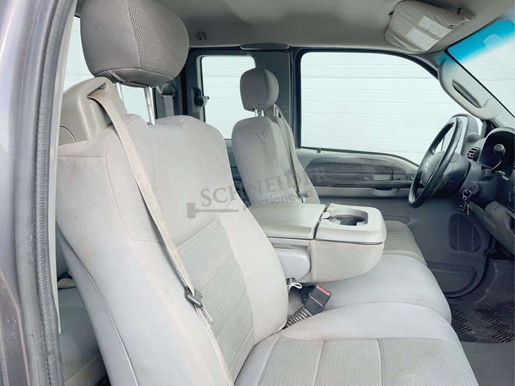 2006-ford-f350-image-45