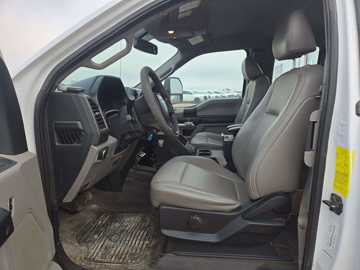 2019-ford-f350-image-15