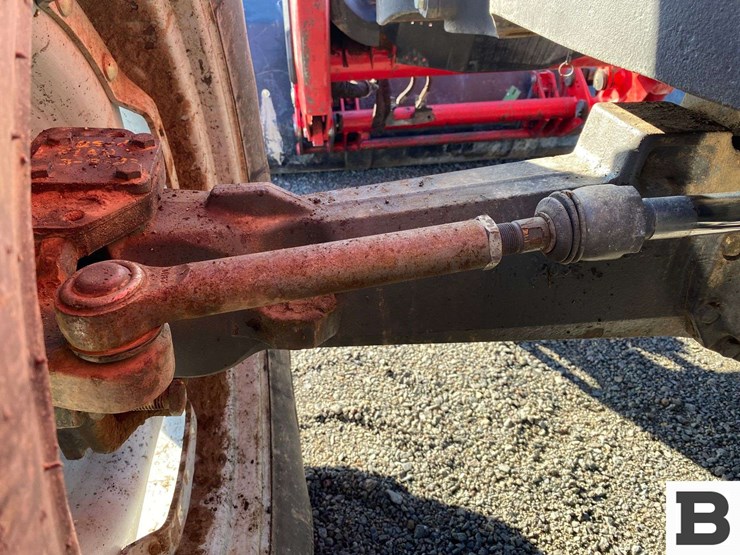 2012-massey-ferguson-5475-image-25