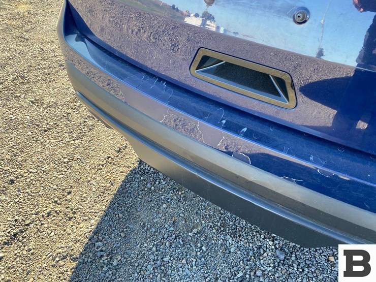 2017-ford-explorer-image-15