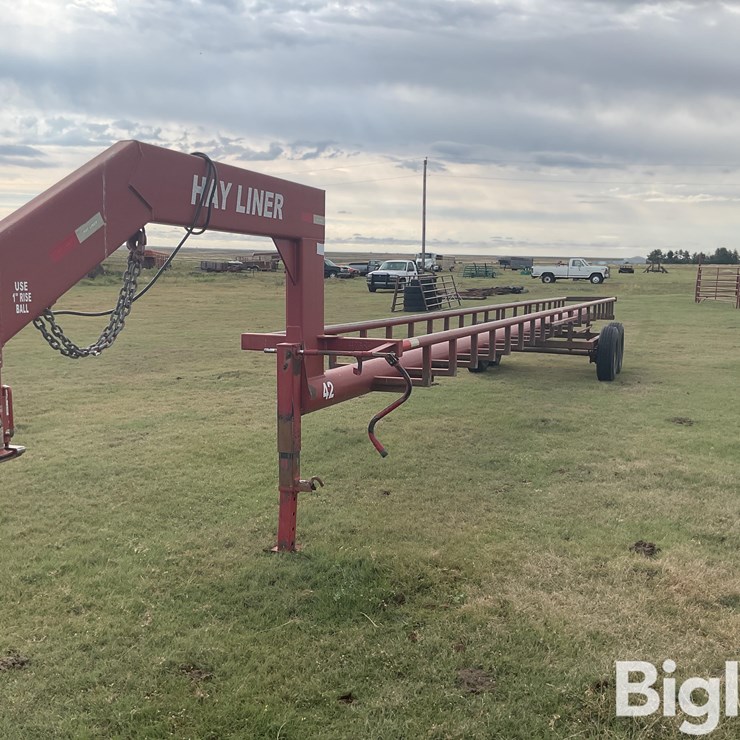 Hay Liner Round Bale Mover