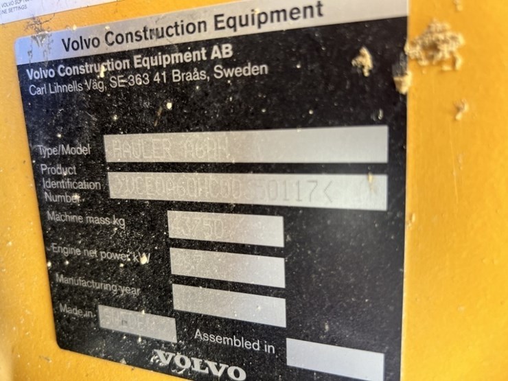 2021-volvo-a60h-image-57