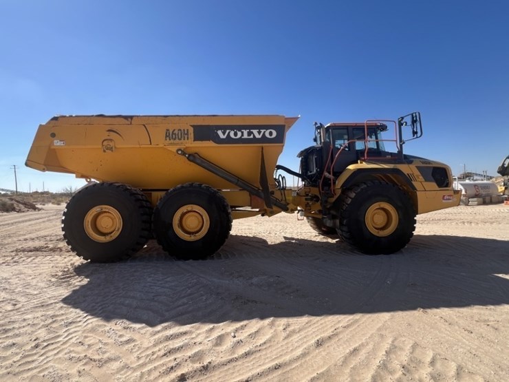 2020-volvo-a60h-image-6