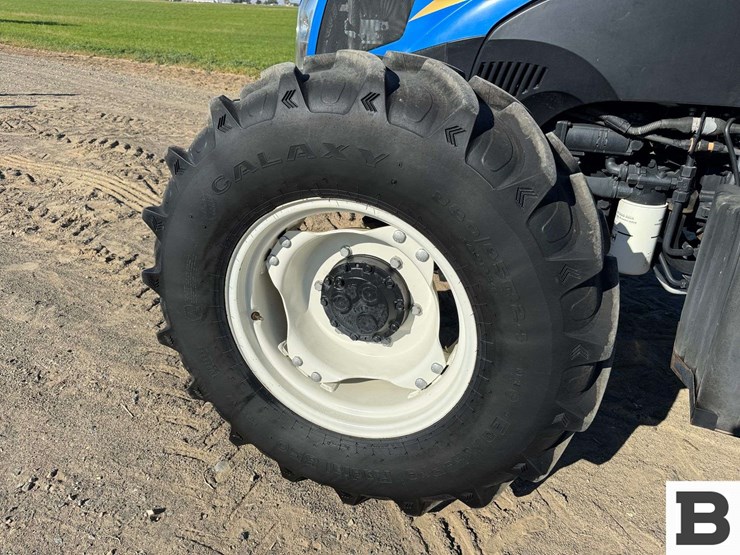 2014-new-holland-t4.105-image-14