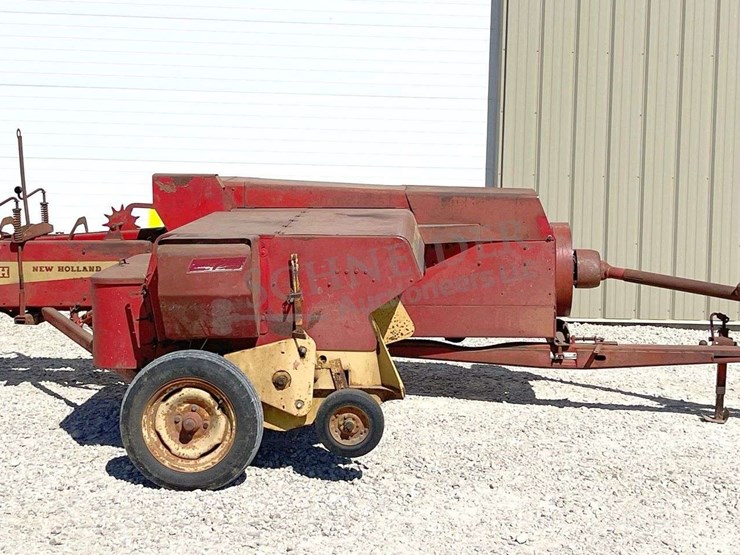 new-holland-275-image-3