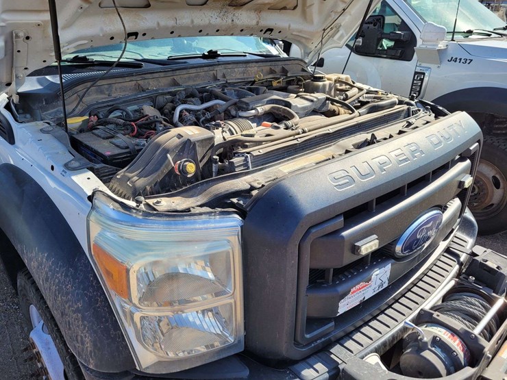 2016-ford-f550-image-14