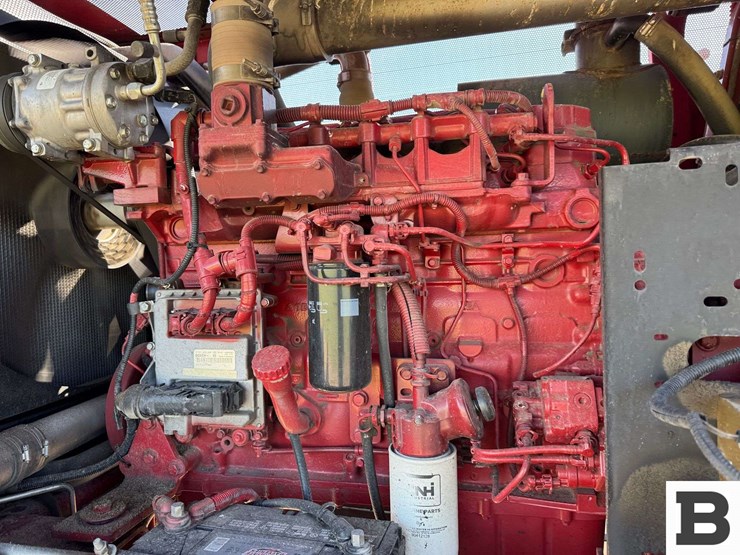 2013-new-holland-h8080-image-46