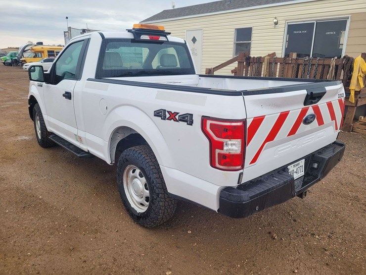 2020-ford-f150-xl-image-4