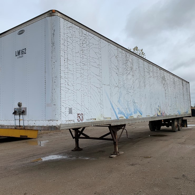 #1379 • 1995 Strickland Semi-Trailer (Has WI Title) (Located In Green Bay, WI)