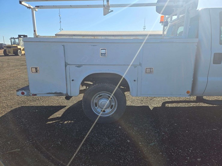 2012-ford-f350-image-3