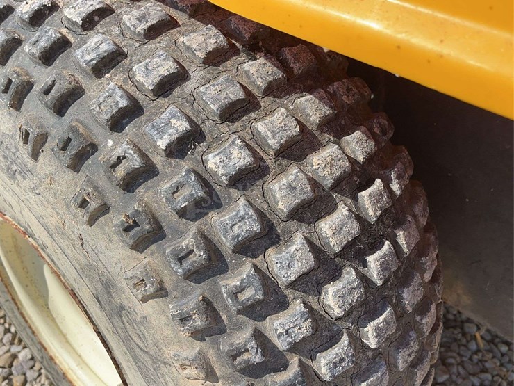 cub-cadet-big-country-image-38