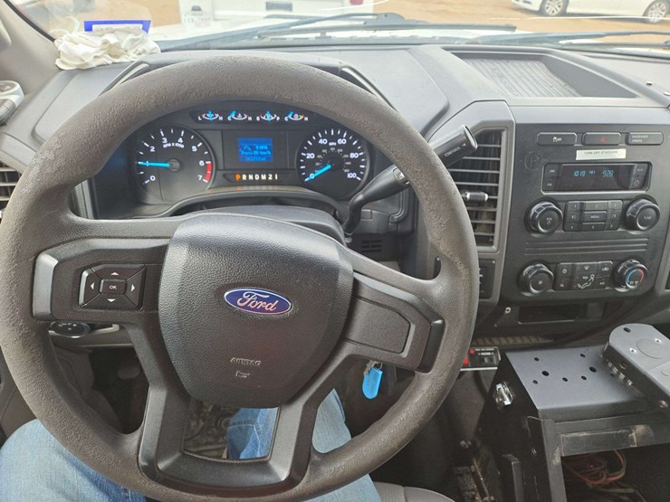 2019-ford-f350-image-16