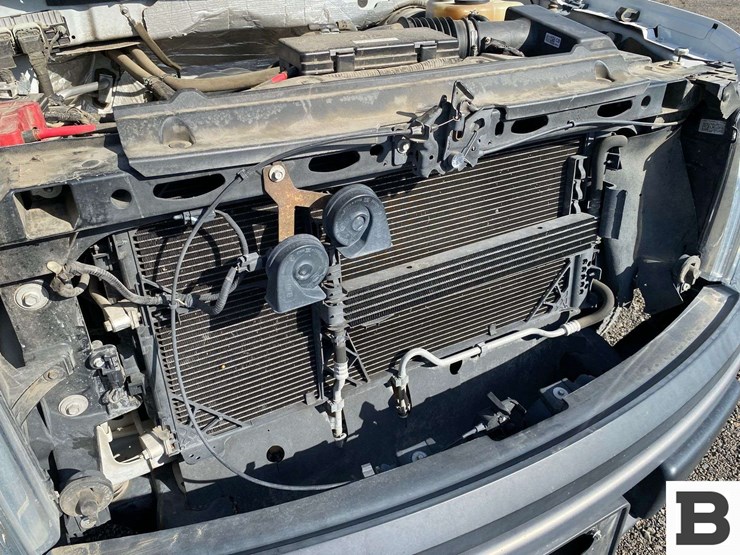 2013-ford-f150-image-33