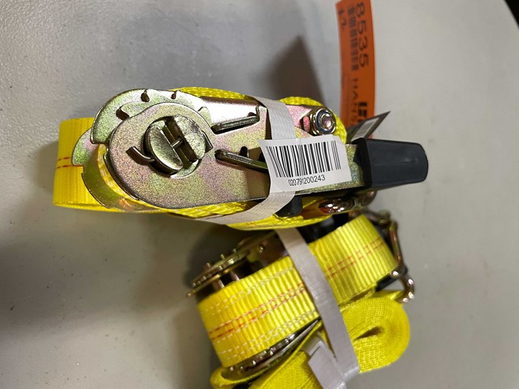 #8535-•-(2)-ratchet-straps,-1-1/2"-wide-x-15'-long-(pr12)-image-2