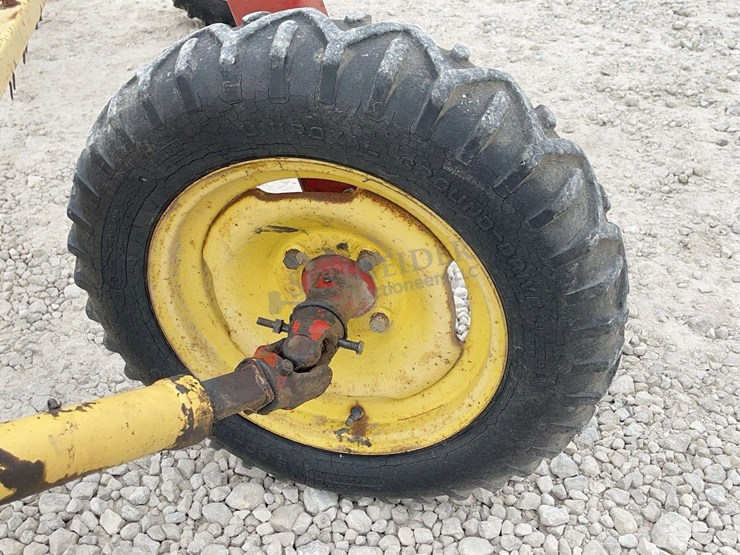 new-holland-256-image-15