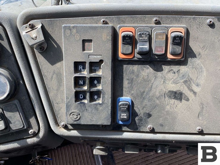 2006-bluebird-all-american-image-41