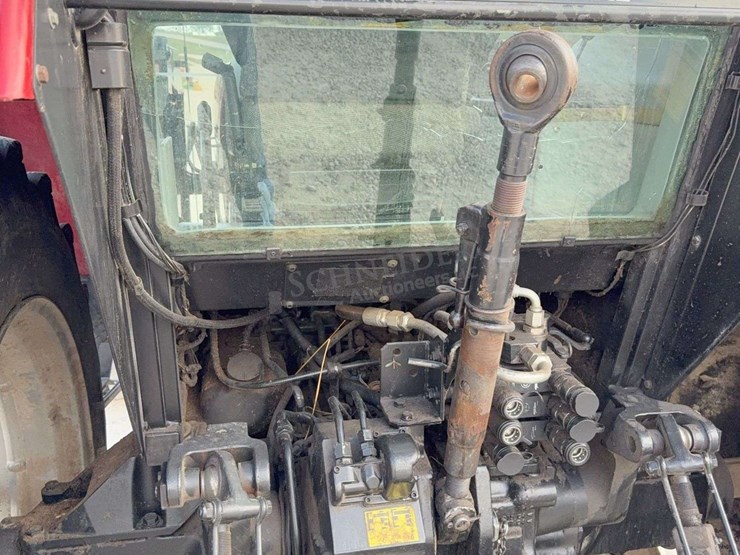 case-ih-5140-image-29