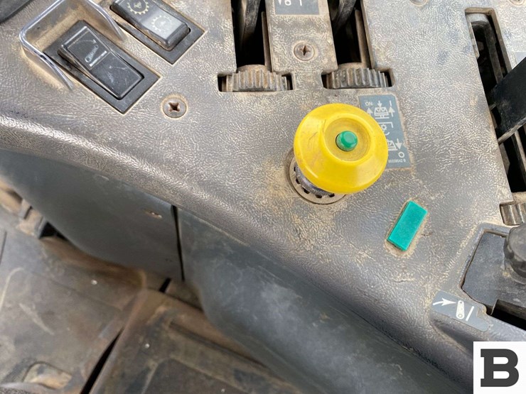 1995-caterpillar-ch35-image-58