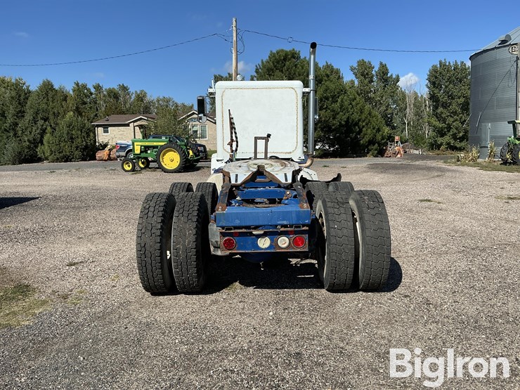 2001-peterbilt-378-image-6