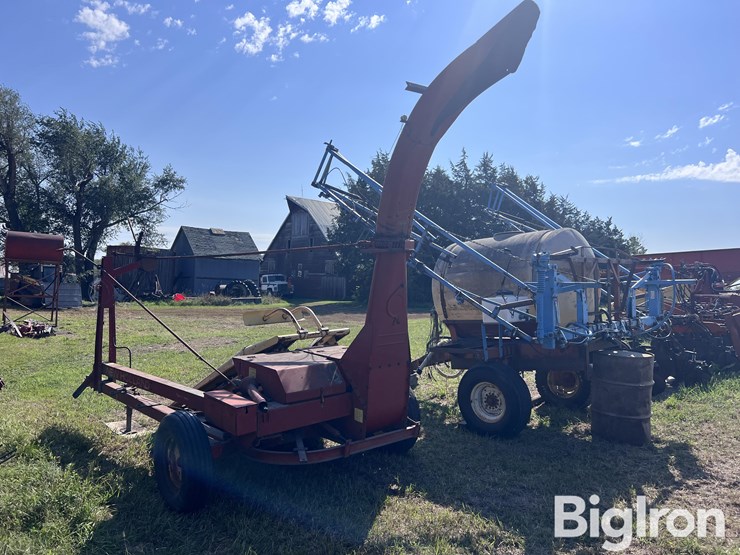 new-holland-s717-image-4