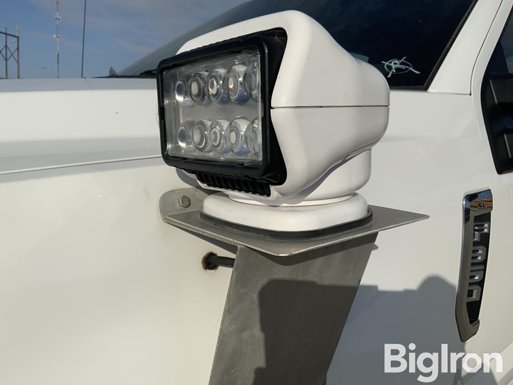 2017-ford-f350-xl-image-14