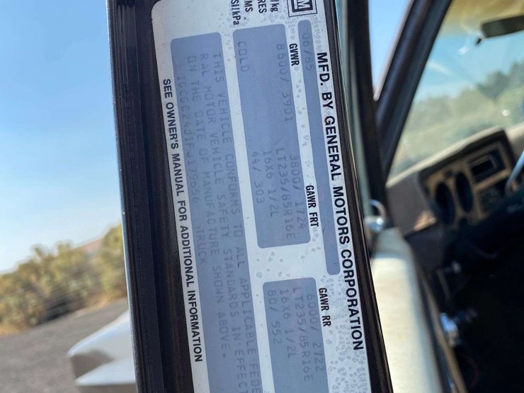 1985-chevrolet-c20-image-32