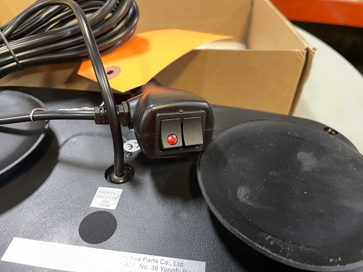 #8526-•-amber-led-strobe-light-(pr12)-image-7