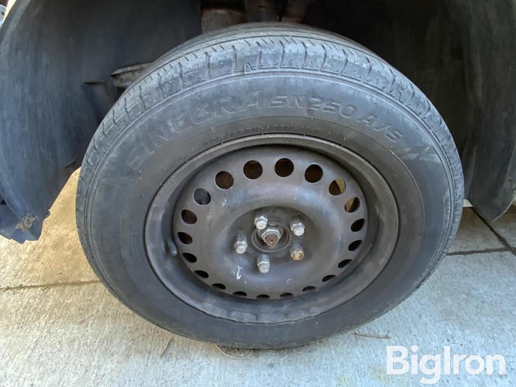 2010-ford-transit-connect-image-16