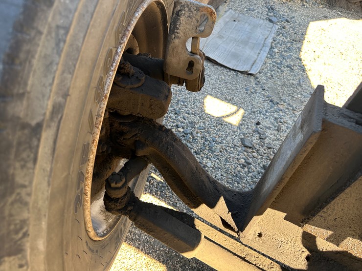 2010-prentice-2410-image-17