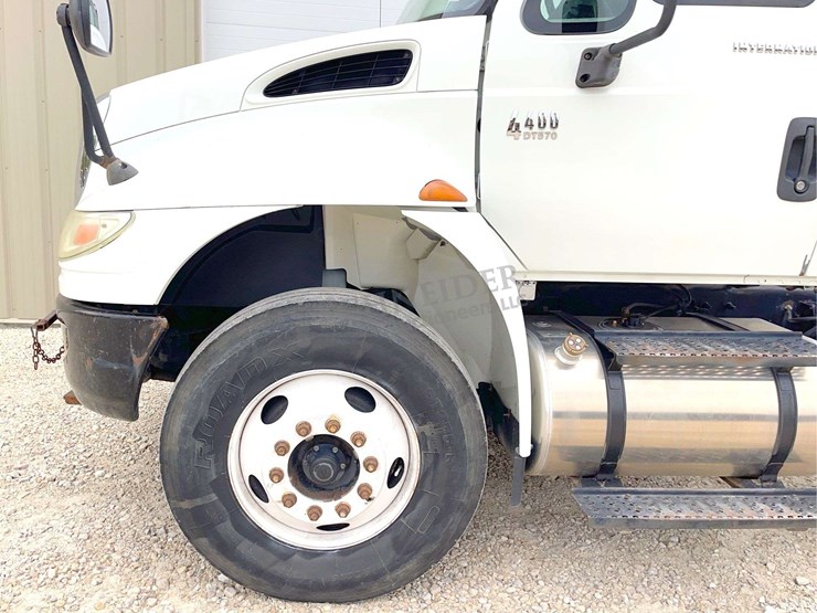 2007-international-durastar-4400-image-64