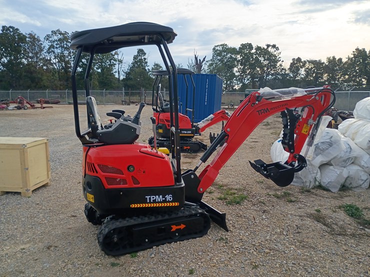#l57-007-•-2025-tpm-16-mini-excavator-(gasoline)-image-5