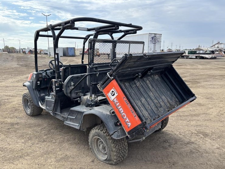 2019-kubota-rtvx1140-image-4