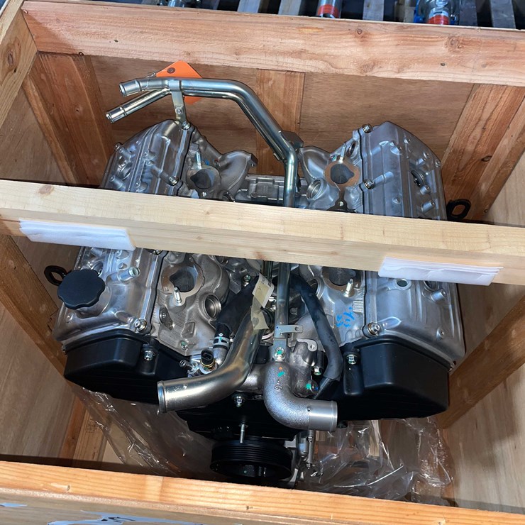 #8616 • Isuzu Trooper Engine (E)