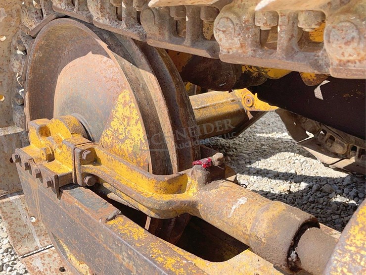 john-deere-450-image-49