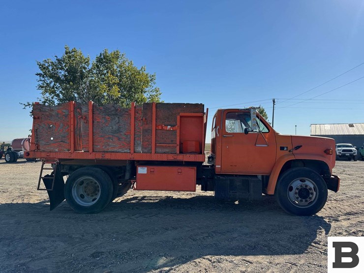 1988-gmc-7000-image-7