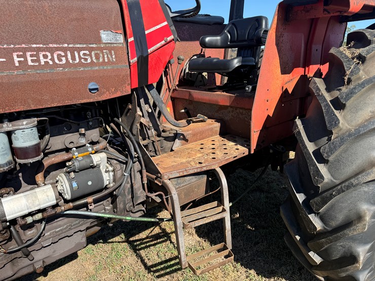 massey-ferguson-399-image-12