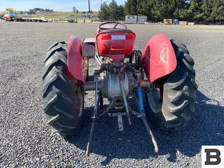 1971-massey-ferguson-135-image-4