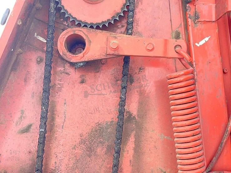 hesston-530-image-22